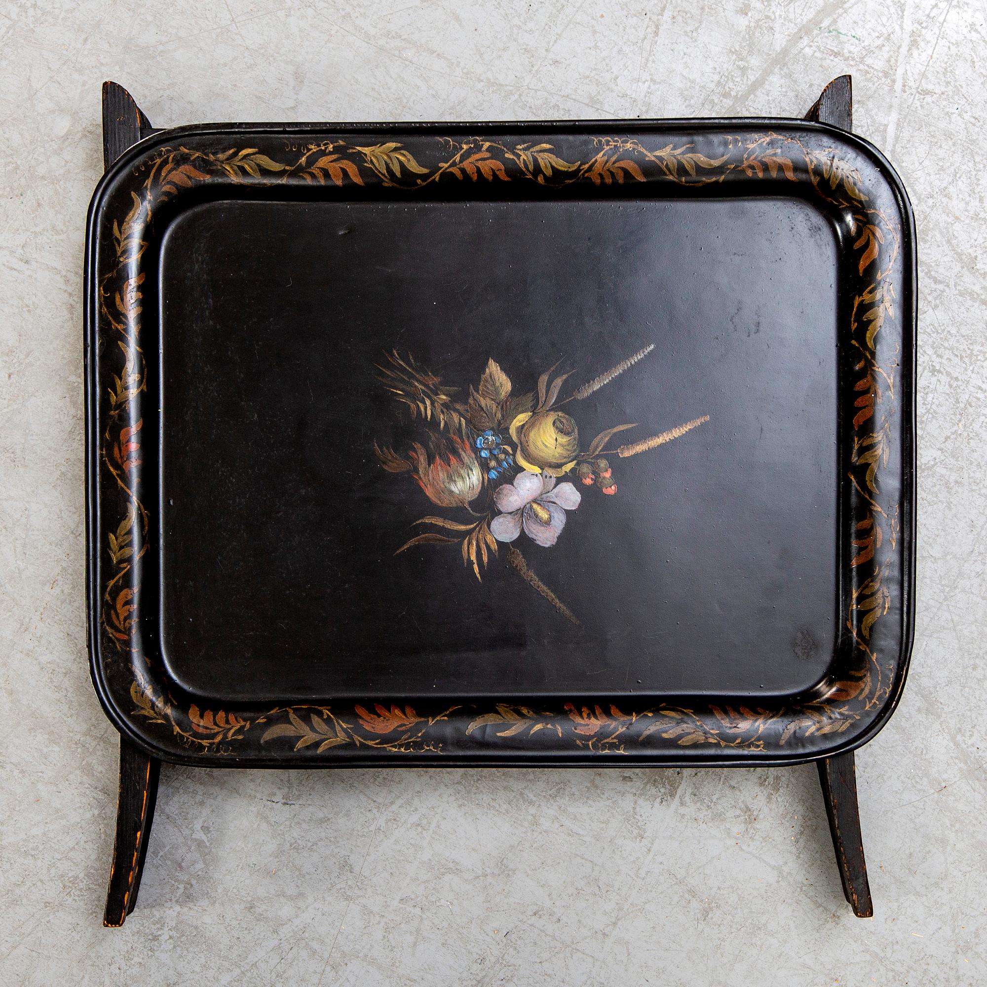 Tray with table / stand, first part of the 20th century.