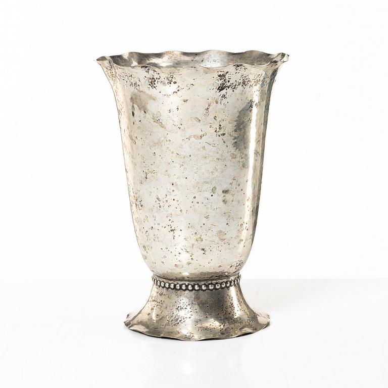 C.G. Hallberg, CG Hallberg, bägare, silver, Stockholm 1931.