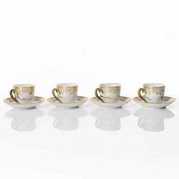 Kaffekoppar med fat, fyra stycken, porslin. 'Flora Danica', Royal Copenhagen, Danmark, 1900-tal.