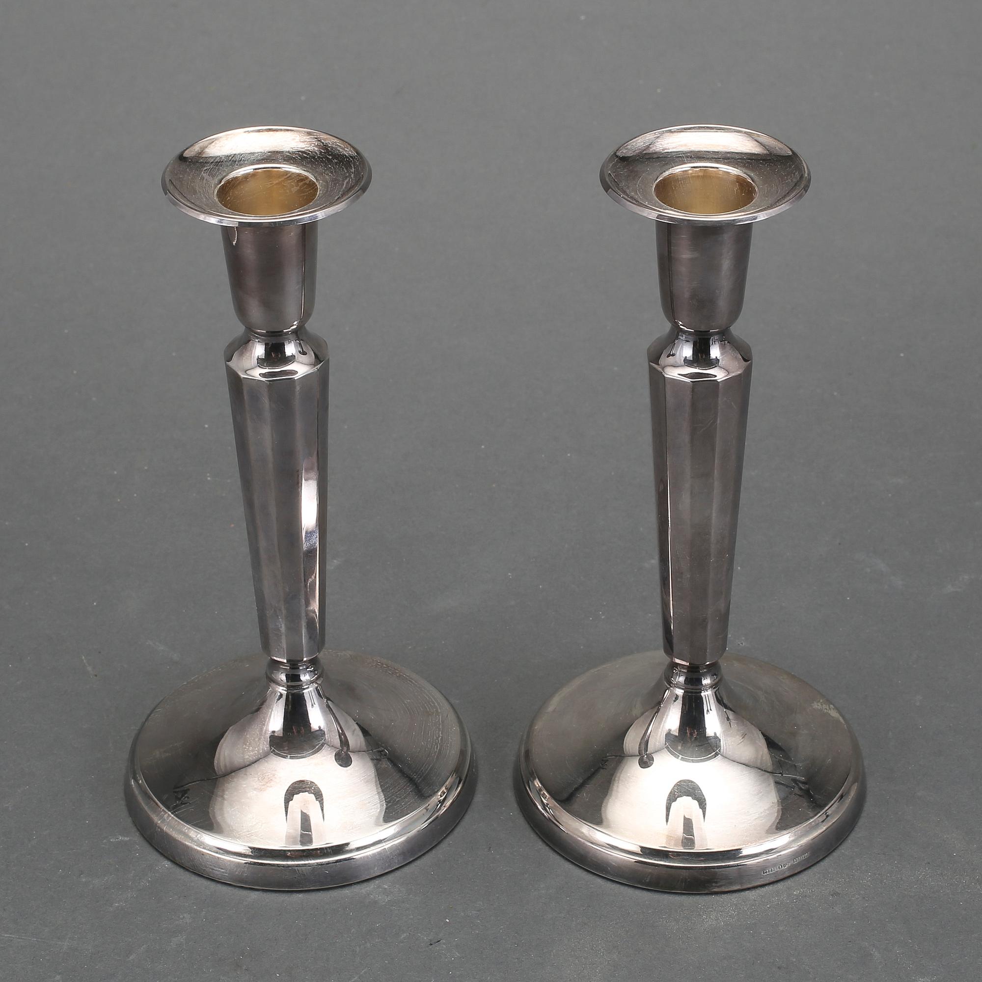 LJUSSTAKAR, ett par, silver, Ceson, Göteborg, 1989.