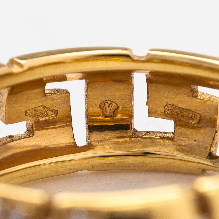 Versace, An 18K gold ring with diamonds ca. 0.12 ct in total. Marked Versace.