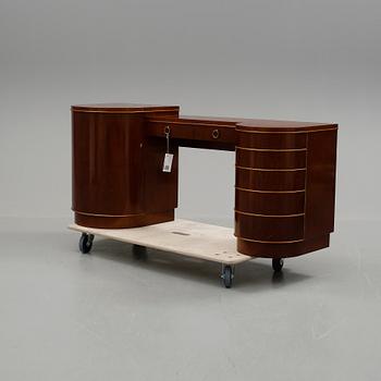 SMINKBORD, omkring 1900-talets mitt.