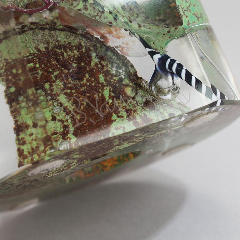 BERTIL VALLIEN, glas, skulptur ABSOLUT, signerad "B. Vallien".