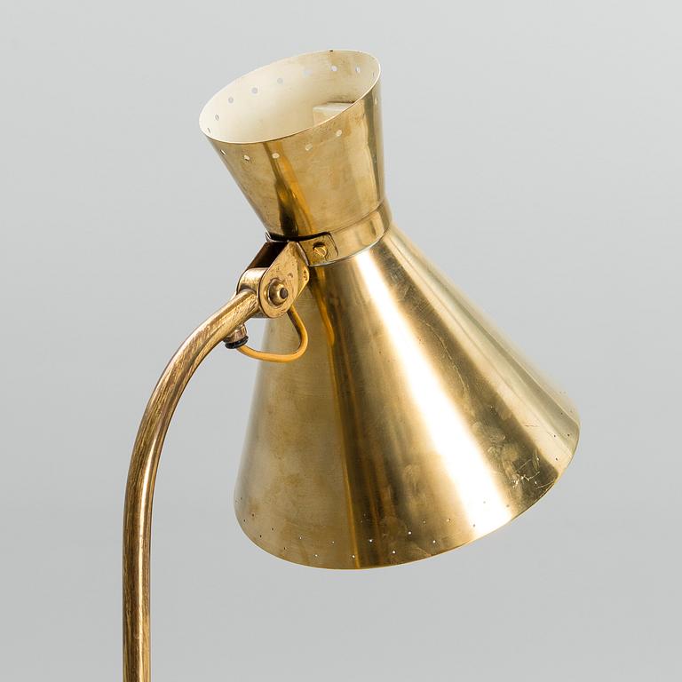 GOLVLAMPA. Itsu. 1950-tal.