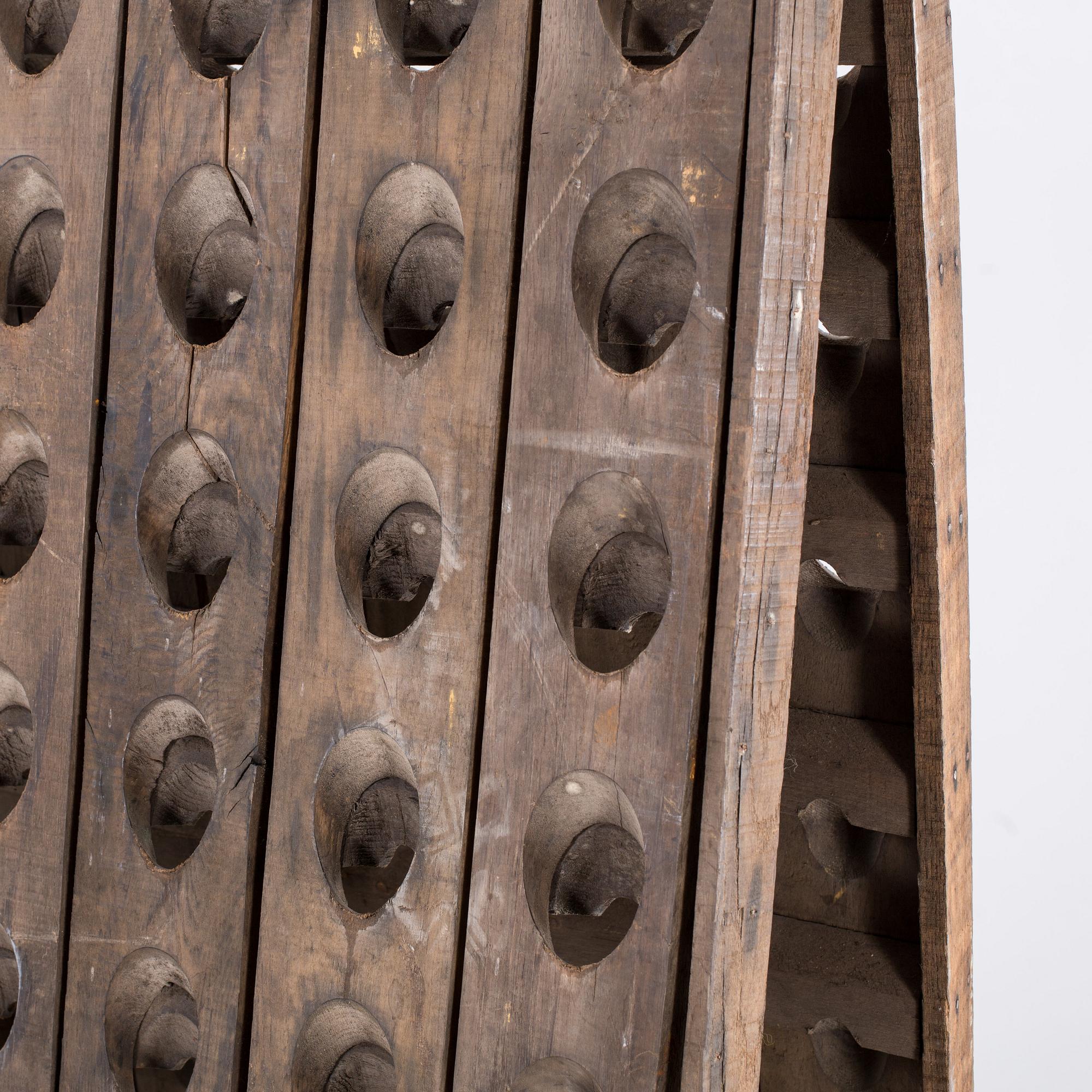 CHAMPAGNESTÄLL, ek. 1900-talets andra hälft.