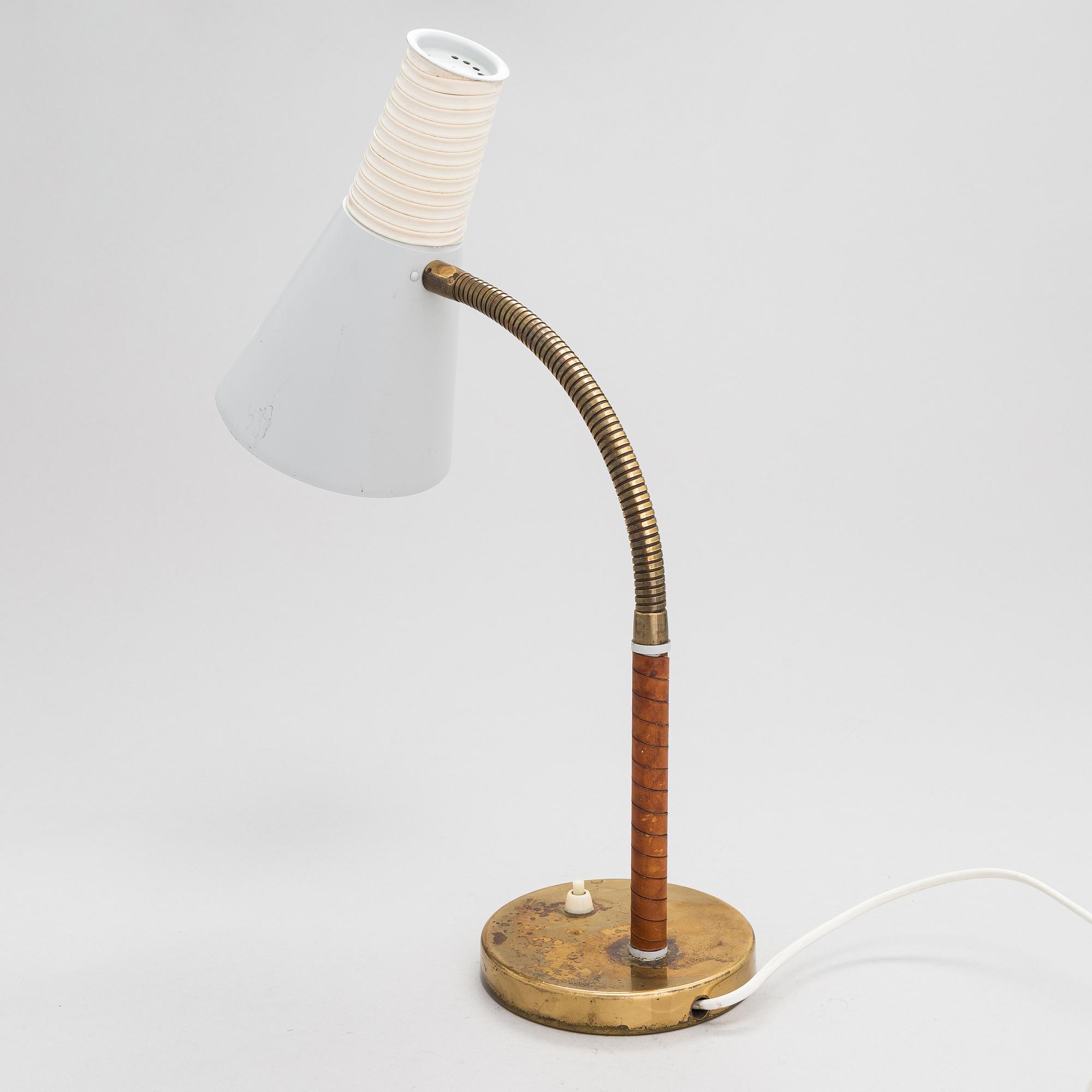 Bordslampa, modell AK-21, Itsu, 1900-talets mitt.