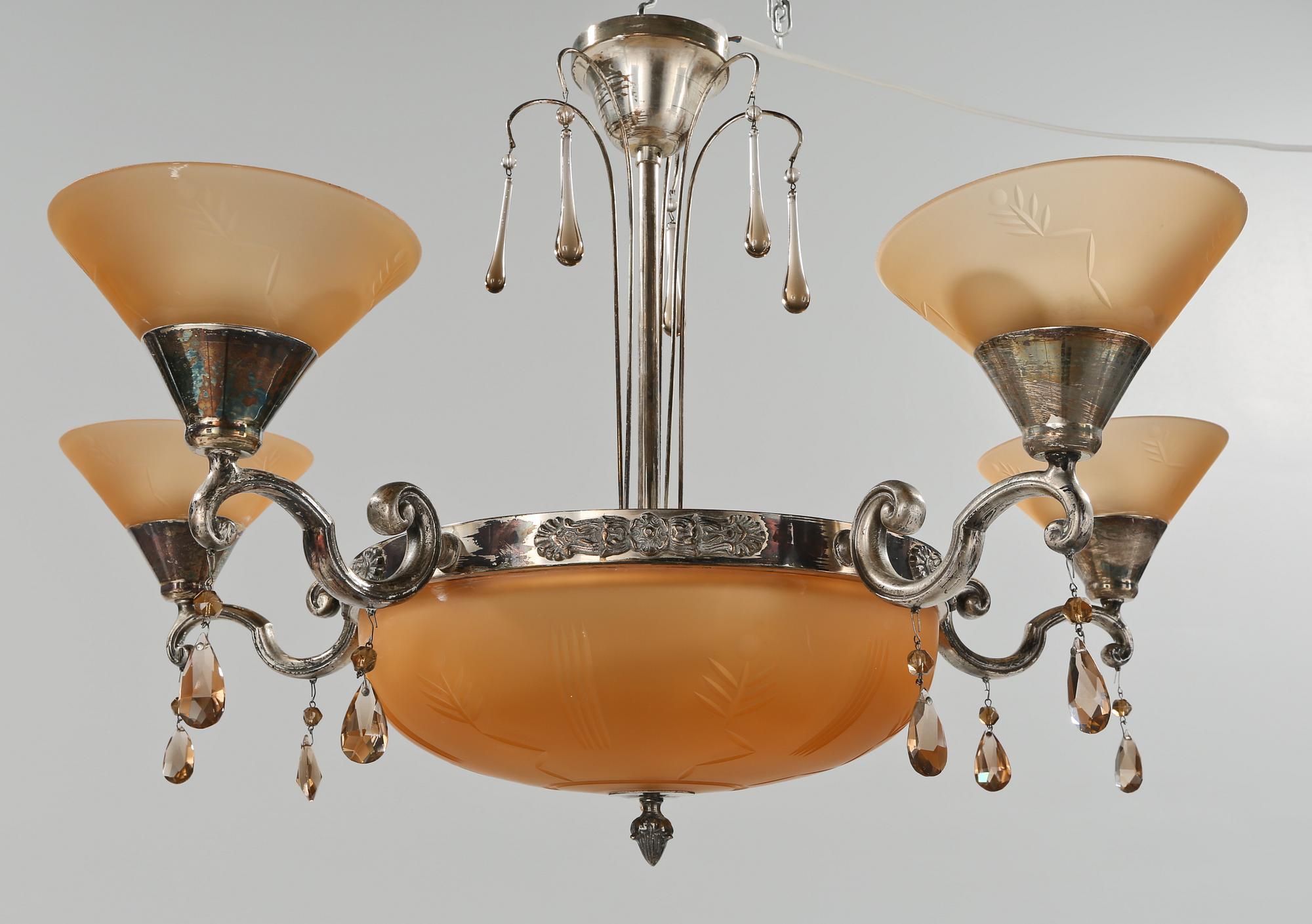 TAKLAMPA, 1900-talets första kvartal. Höjd ca 48 cm.