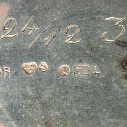 A Swedish 20th century 2 pcs silver coffee service mark of BAG Stockholm 1933, weight 1148 grams.