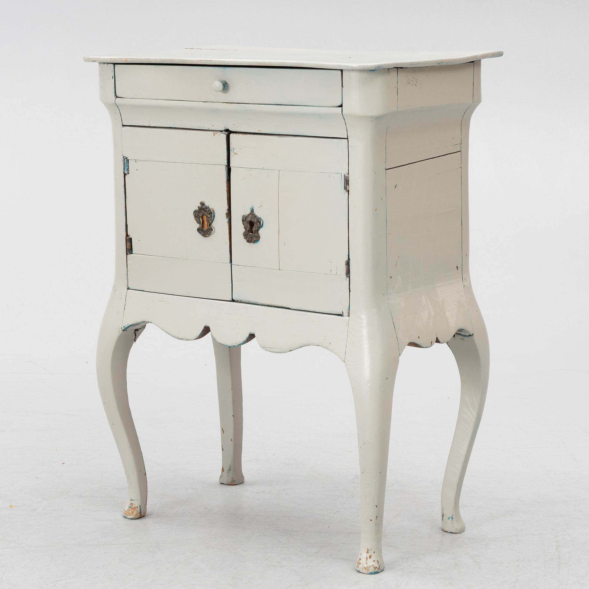 A cupboard, Rococo, 18th century.