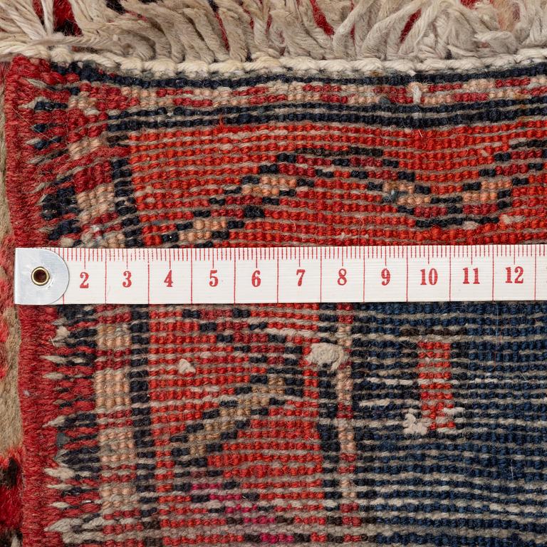 Gallery carpet, oriental, Northwest Persia, approx. 370 x 115 cm.
