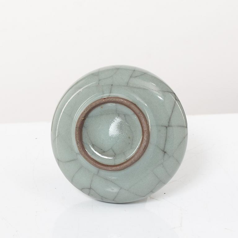 Two joss stick holders, a vase, a brush washer and a small ewer, Qing dynasty, 19th century and older.