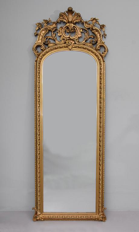 GOLVSPEGEL, rokokostil, 1800-talets andra hälft.