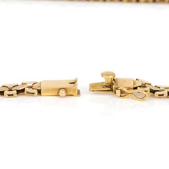 COLLIER, 18K guld, troligen Italien, andra hälft 1900-tals. Total vikt ca 33,26 g.