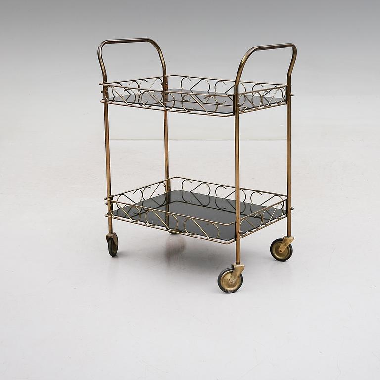 SERVERINGSVAGN, 1900-talets mitt.