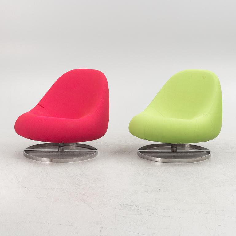 Anders Hjelm, a pair of lounge chairs, "Flow", Johanson Design, Markaryd.