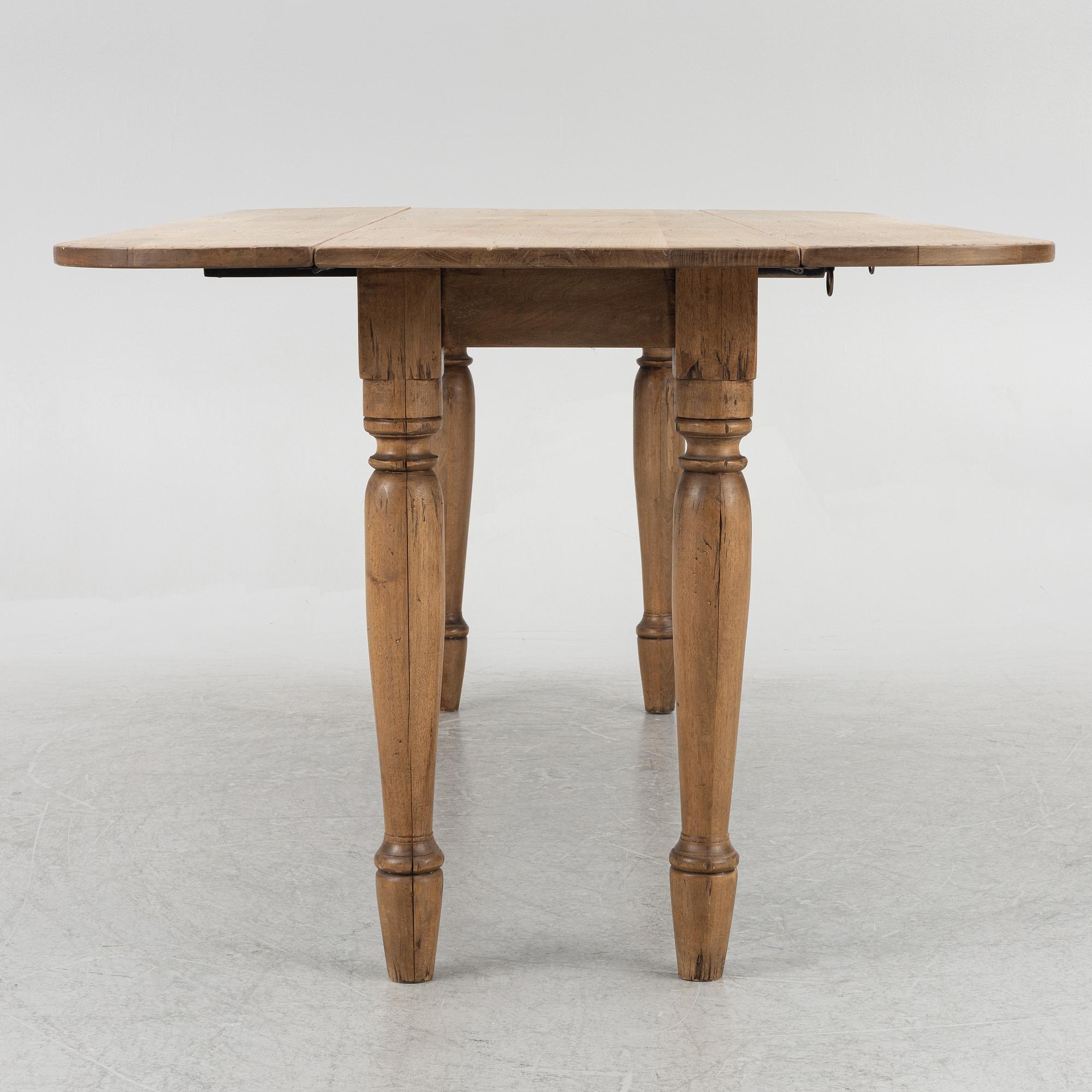 Ralph Lauren Home, a dining table, Nordiska Kompaniet.
