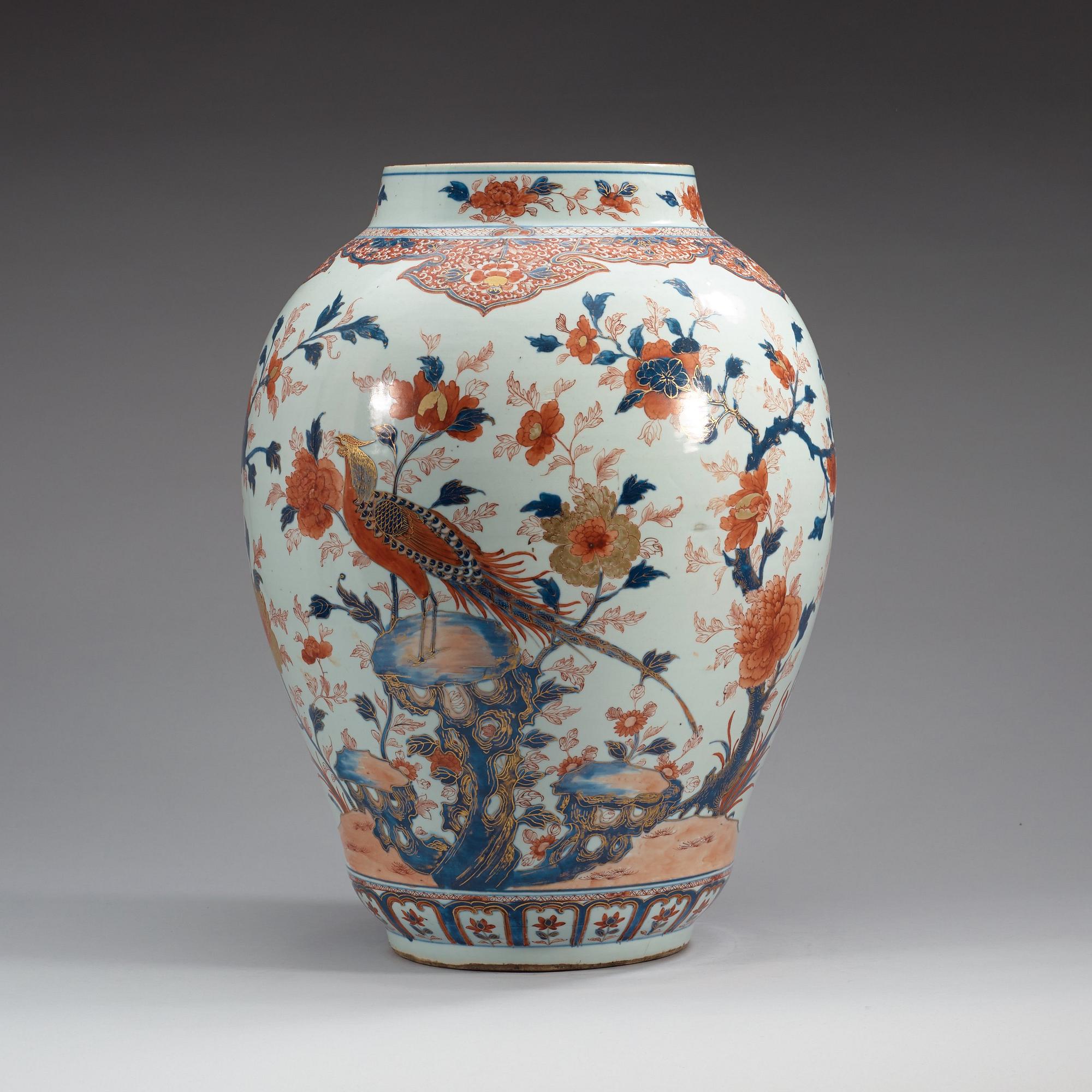 URNA, porslin. Qing dynastin, Kangxi (1662-1722).
