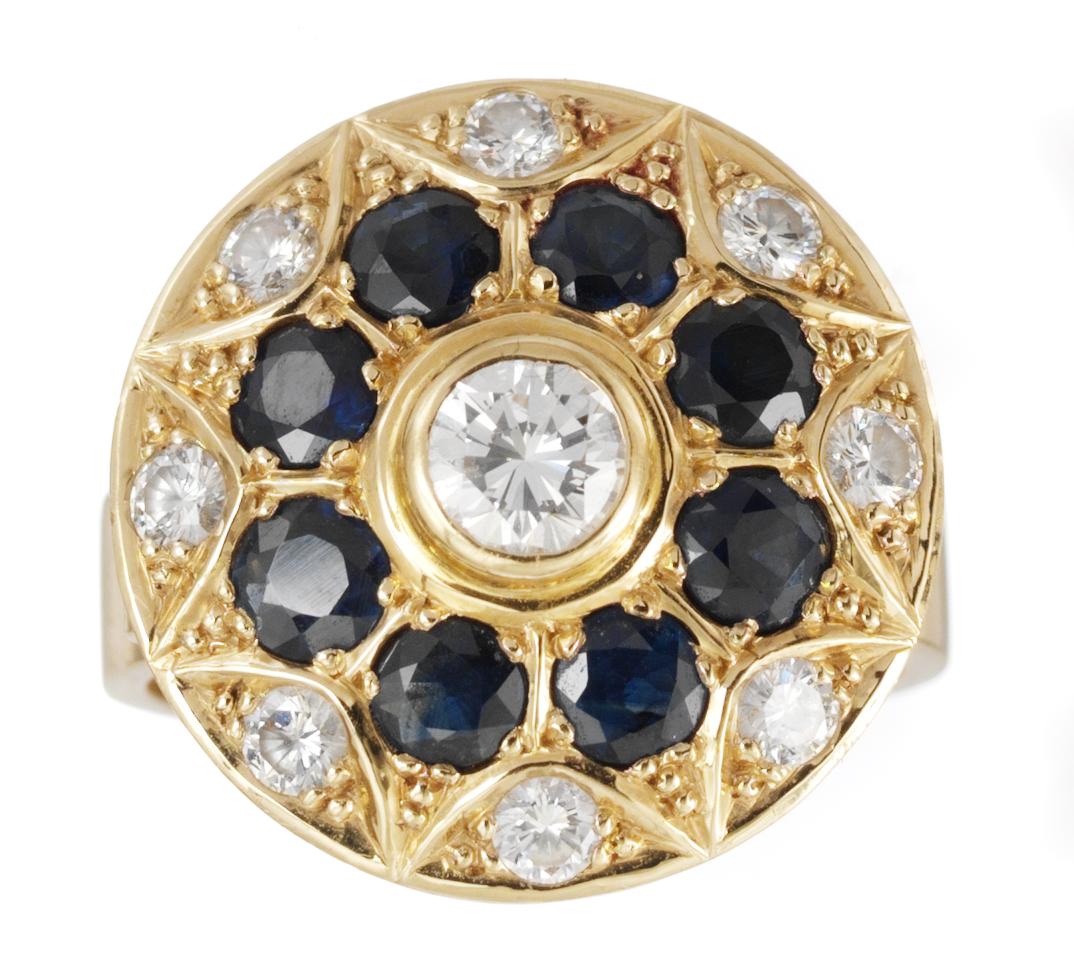 RING, briljantslipade diamanter, tot. ca 1.30 ct. och blå safirer.