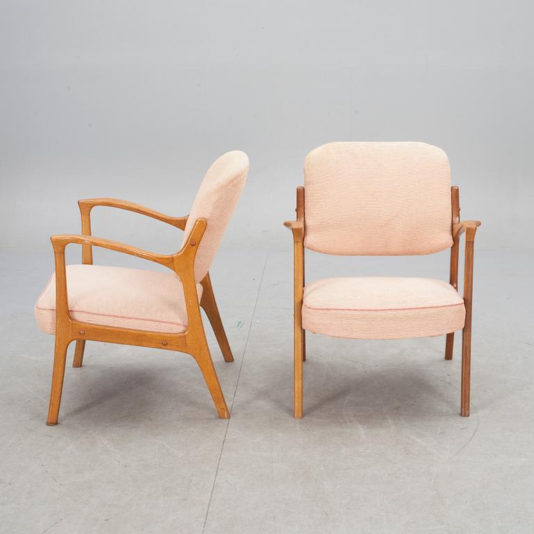 FÅTÖLJER, ett par, 1950-tal.