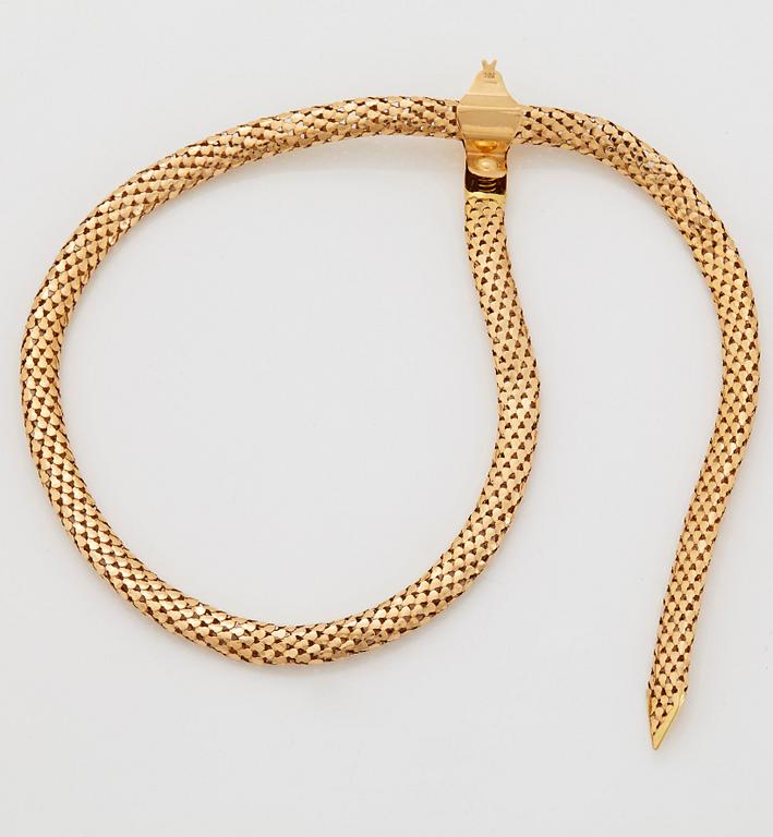 An 18K gold snake necklace.