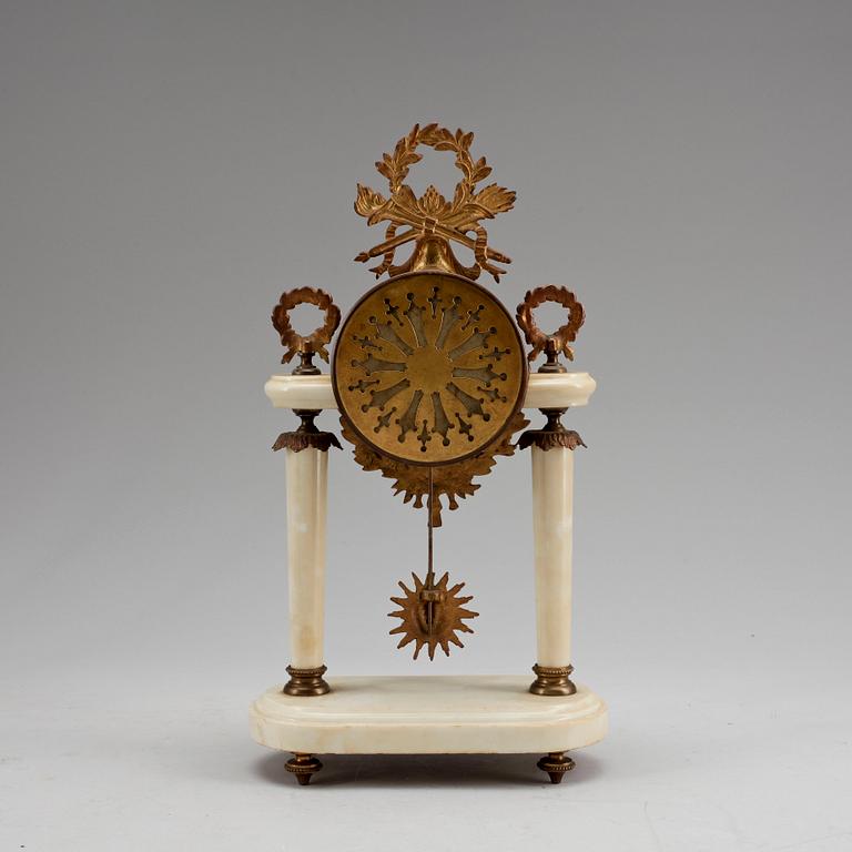BORDSPENDYL, Louis XVI-stil, 1900-tal.
