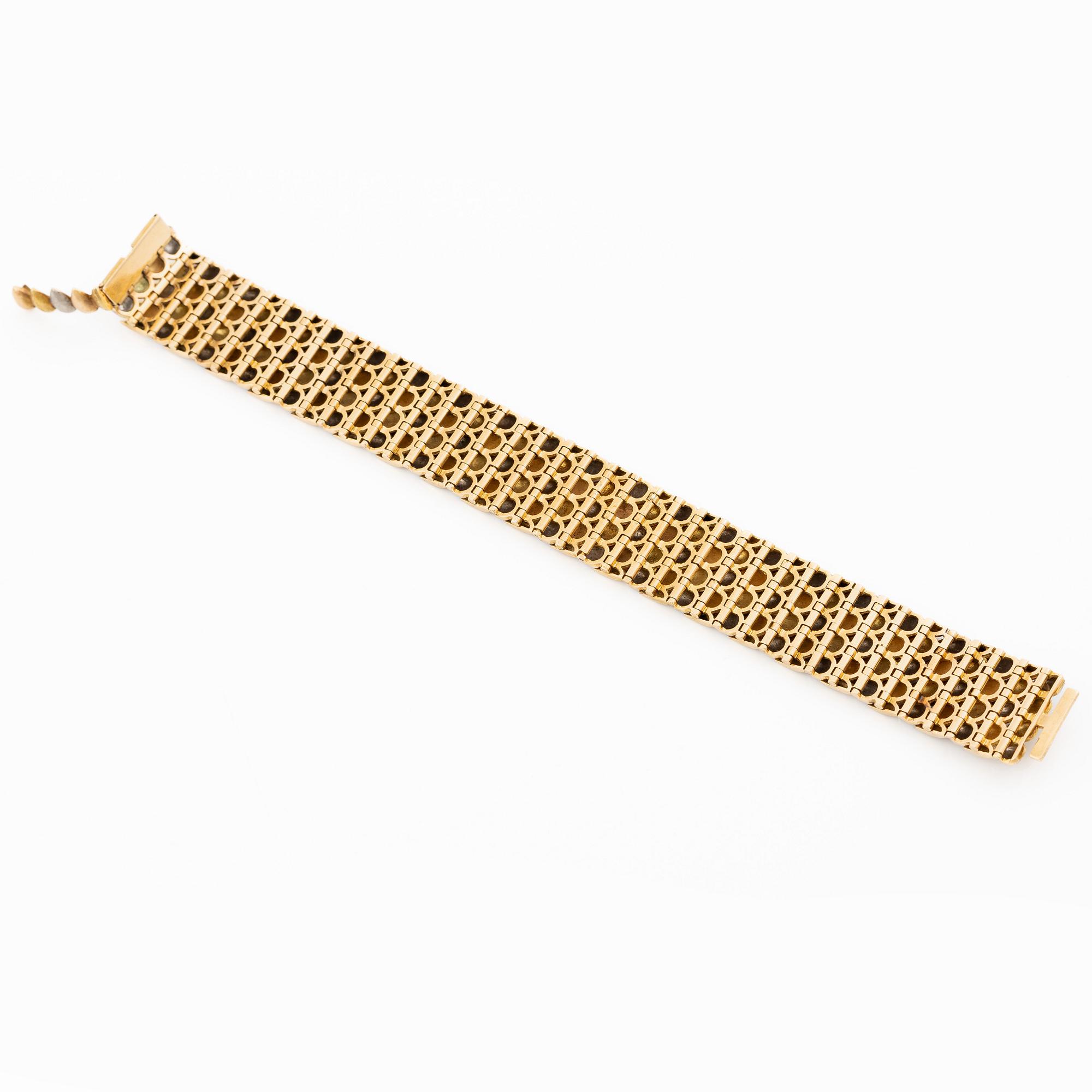 A bracelet, three-coloured gold, circa mid/late 20th century.