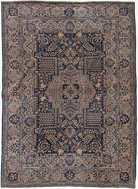 Carpet, 340 x 250 cm.