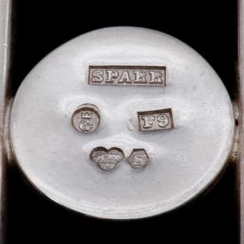 COLLIER MED ÖRHÄNGEN, ett par, silver och cabochonslipade månstenar. Sparr, Göteborg, 1956. Tot vikt 101,1g.