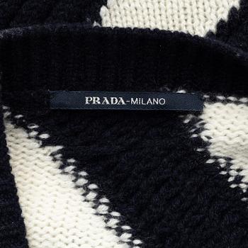 Prada, cashmere vest, size 38.