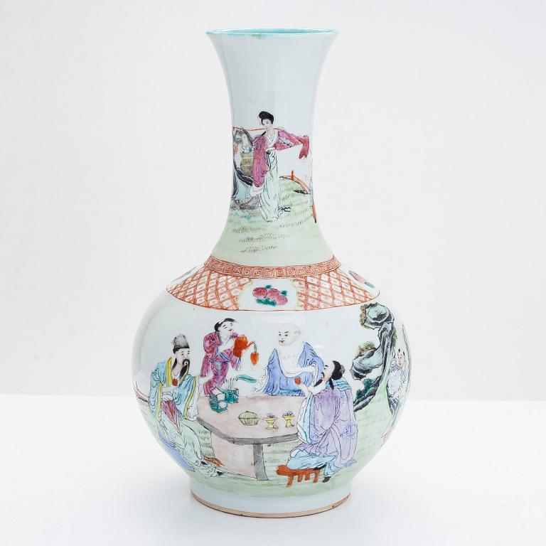 A Chinese famille rose vase, 20th Century.