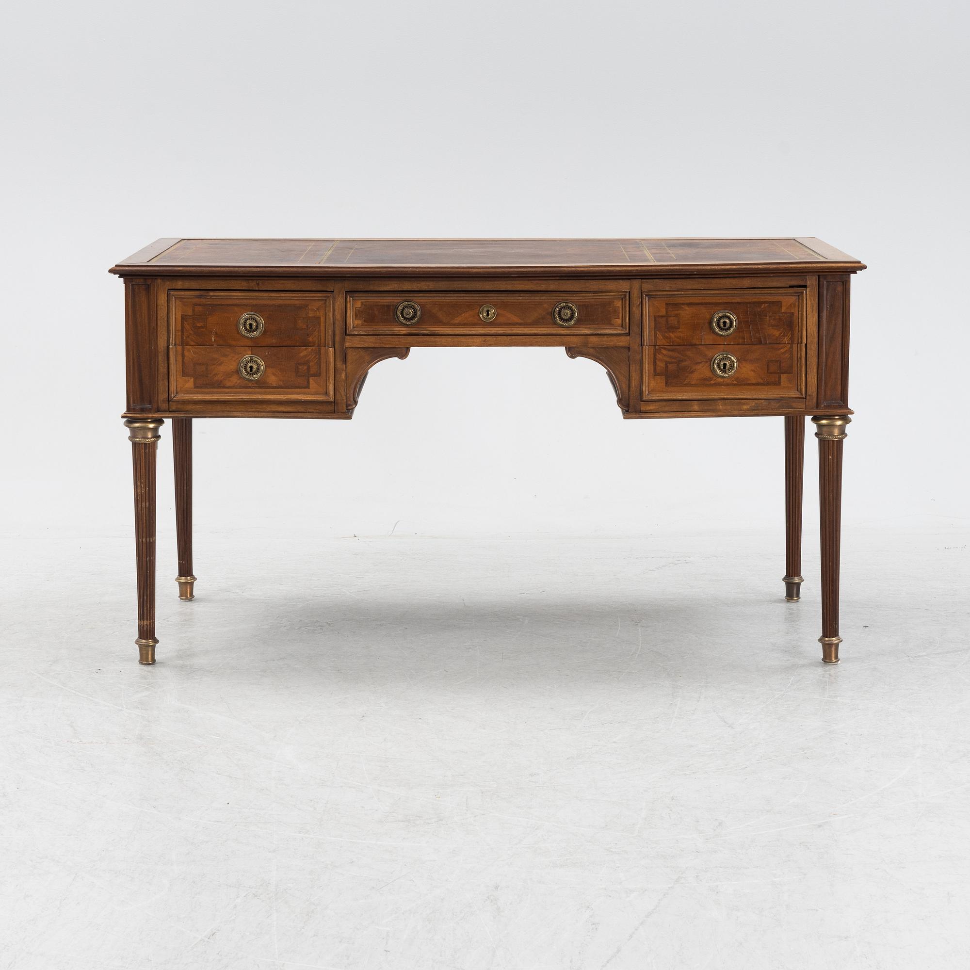 Skrivbord, Directoirestil, omkring år 1900.