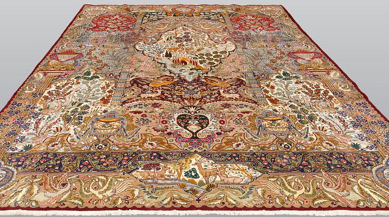 A Kashmar carpet, approx. 400 x 300 cm.