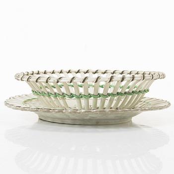 An English cream weare chesnutbasket with cover, circa 1800.