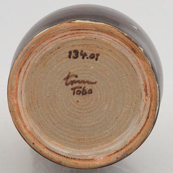 Erich & Ingrid Triller, vaser, 2 st, Tobo.