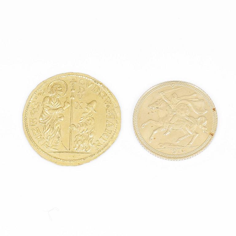 GULDMYNT 2 st. Elisabeth II, 1974, England och Venedig 1789-1798. Troligen ca 20 karat. Vikt ca 7,6 gram.