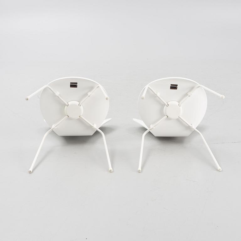 Arne Jacobsen, a pair of model 'Seven' chairs, Fritz Hansen, Denmark 2015.