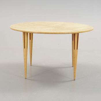 BORD, "Superellips", Bruno Mathsson, etikettmärkt.