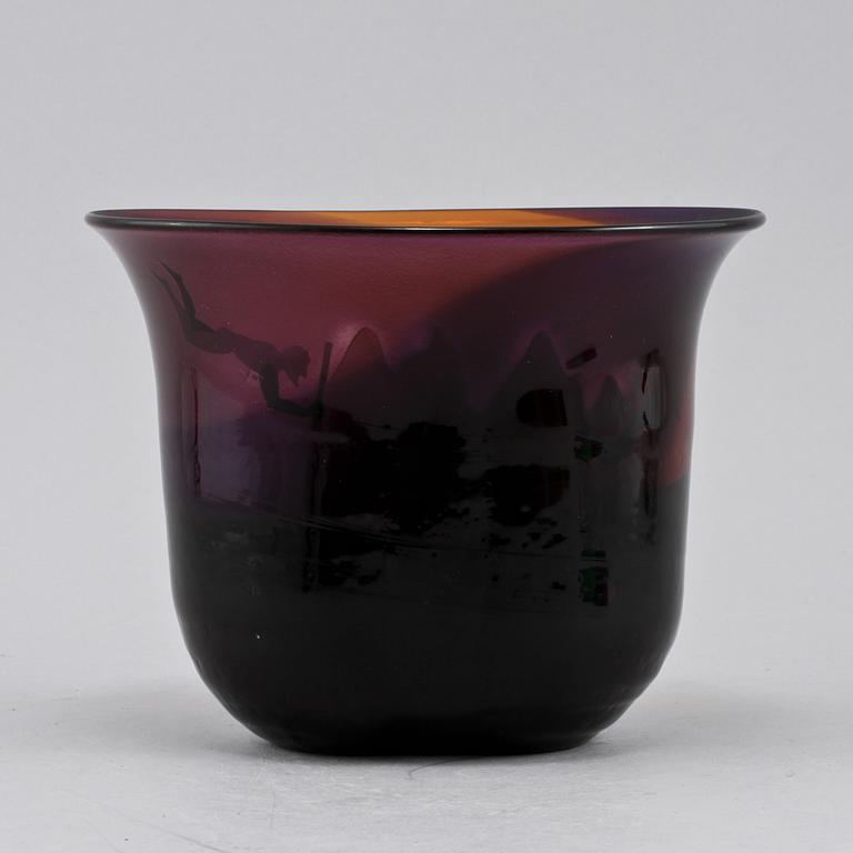 BERTIL VALLIEN, vas, glas, unique, Kosta Boda, signerad.