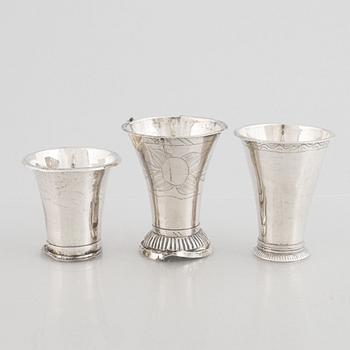 Three small silver beakers, including with mark of Jeremias Wallbom, Uddevalla, Sweden (active 1776-1808).