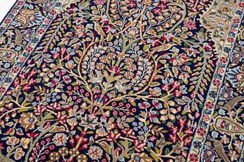 Carpet, Kirman Laver, approx. 215 x 128 cm.