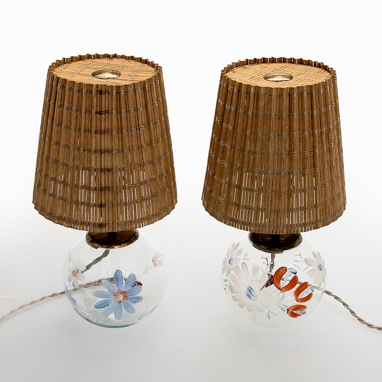 Paavo Tynell, Two 1940s table lamps for Taito and Kauklahden Lasitehdas.