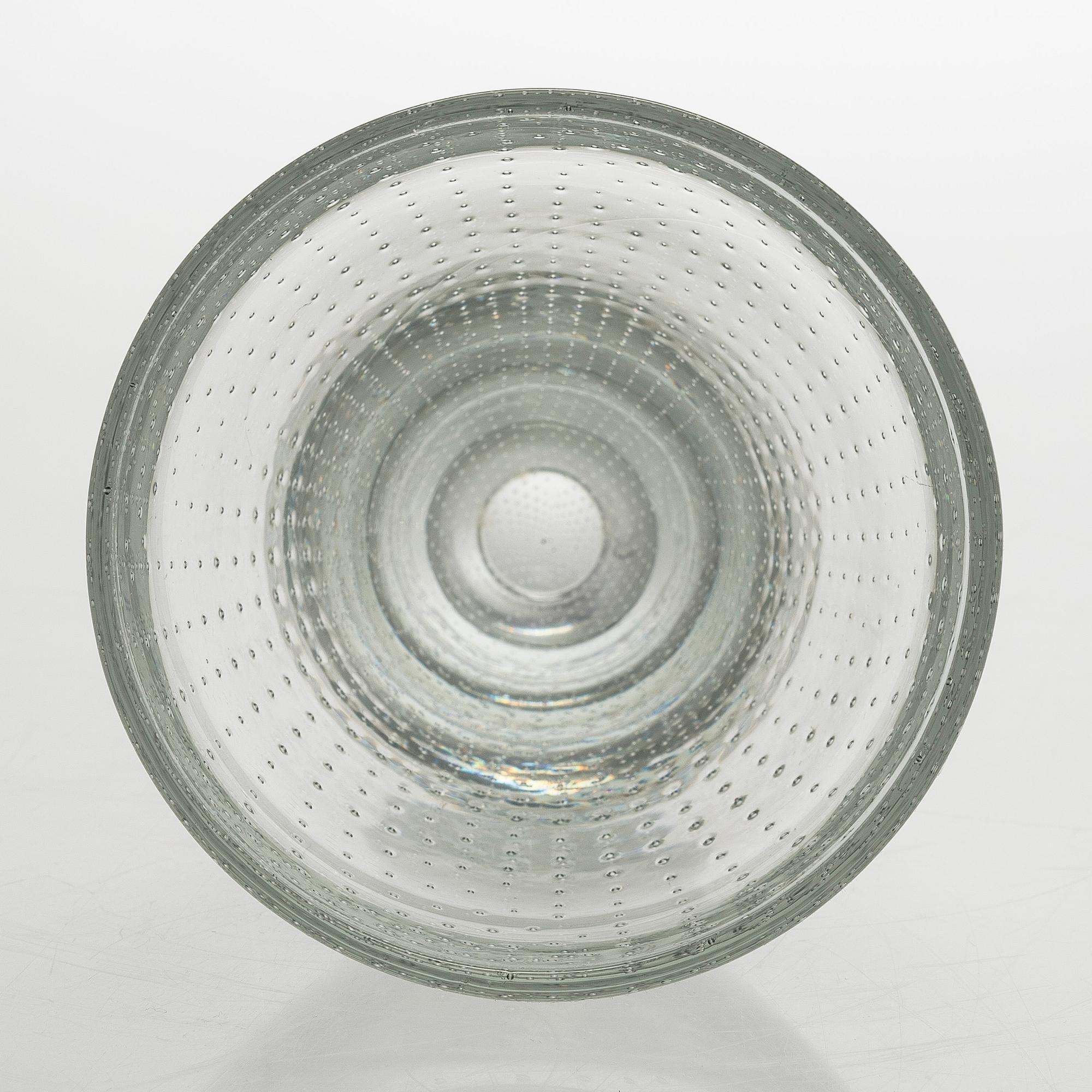 Gunnel Nyman, vas, modell "GN 12", signerad G. Nyman Nuutajärvi Notsjö -55.