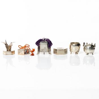 A group of six Japanese salts / boxes, some marked sterling silver, around 1900.