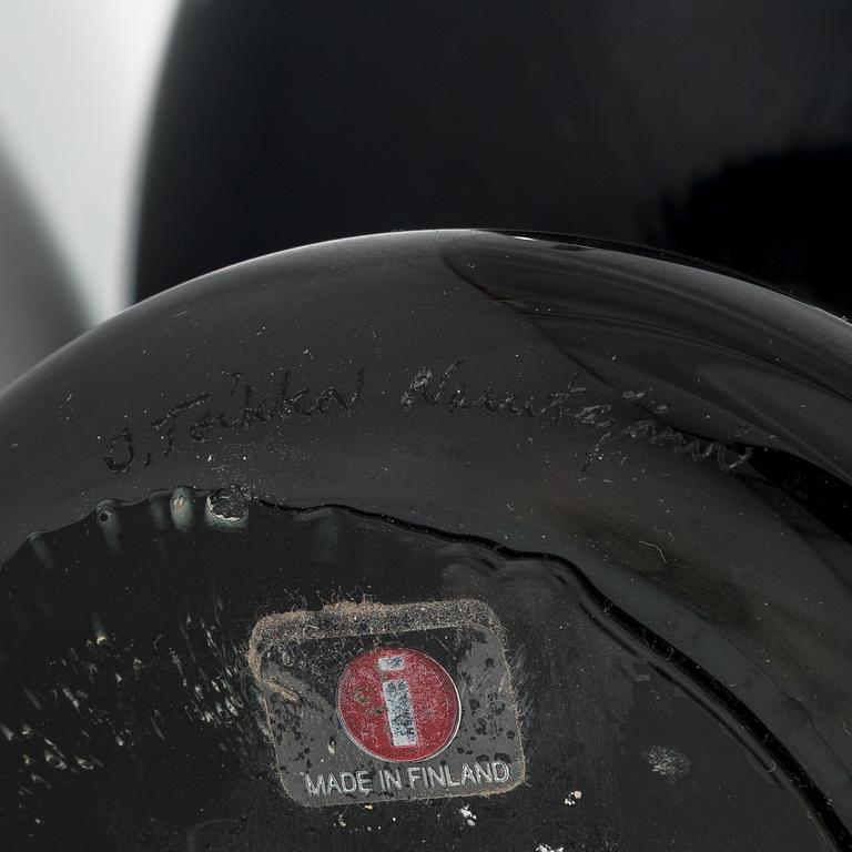 Oiva Toikka, Lasilintu "Jalohaukka". Signeerattu Oiva Toikka Nuutajärvi.