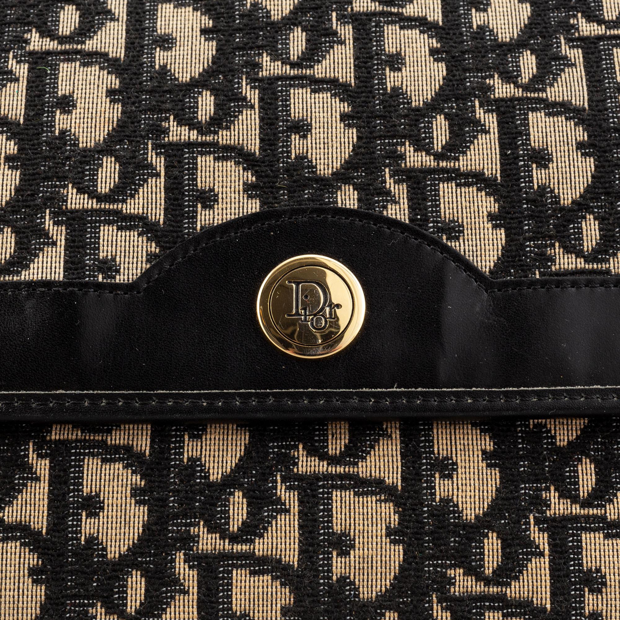 Christian Dior, 3 bags.