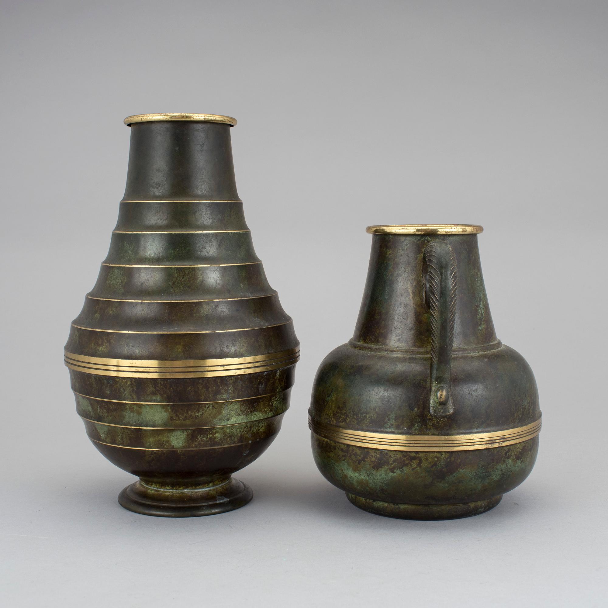 VASER, 2 st, art deco, Svenska Metallverken, 1920-30-tal.