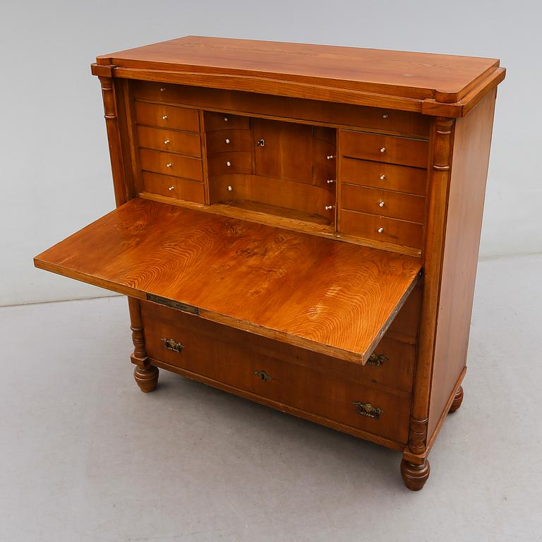 CHIFFONJÉ, Karl Johan, 1800-talets mitt.