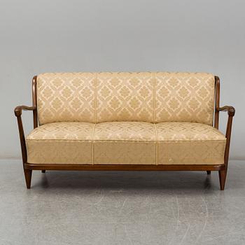 A sofa deisgned by Svante Skogh for Förenade Möbelfabriken in Linköping in the 1940s.