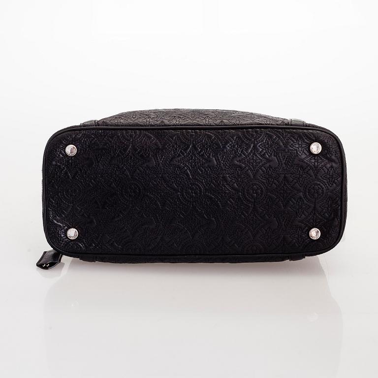 Louis Vuitton, an 'Antheia Leather Ixia MM' Bag.