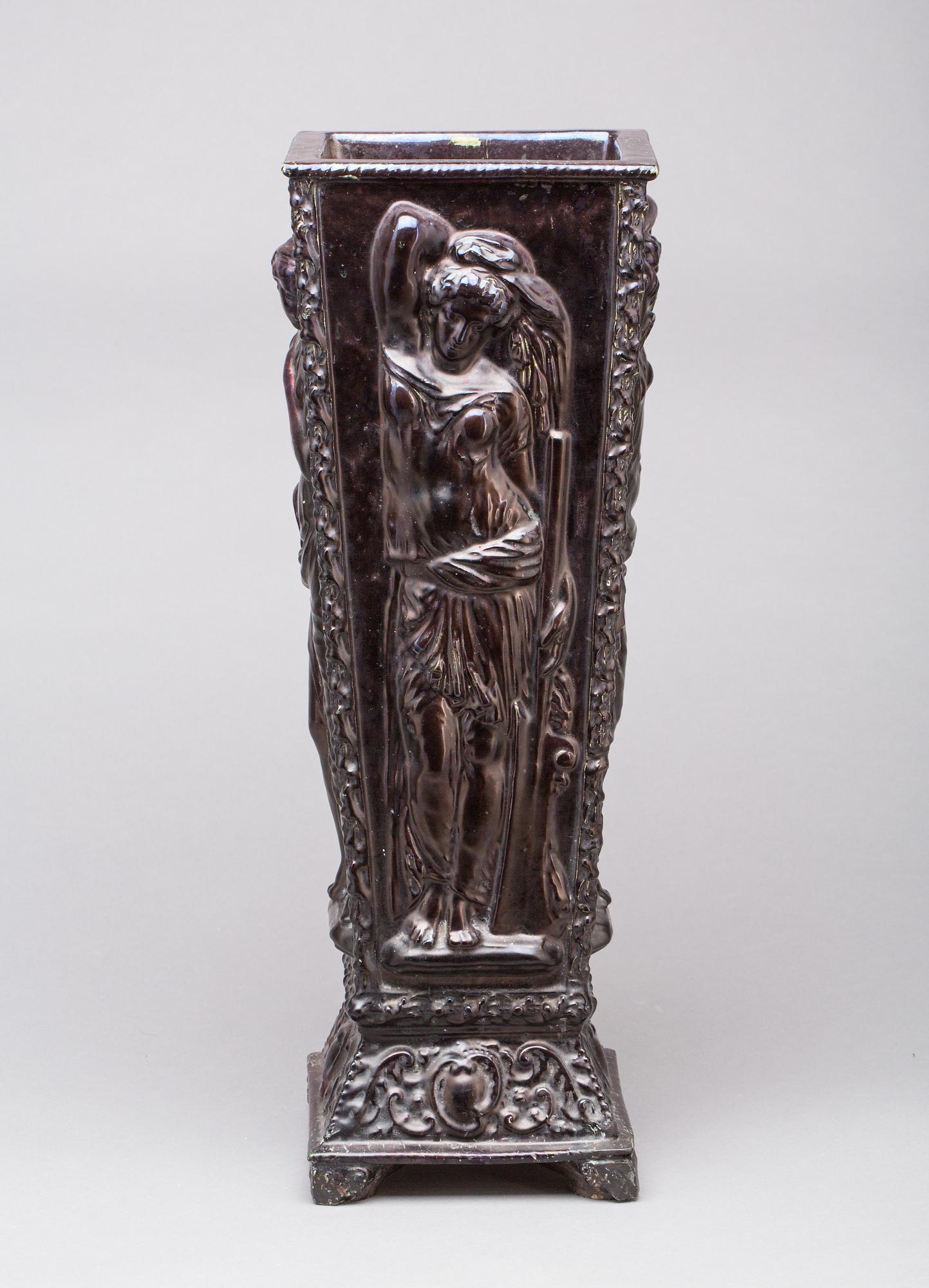 PARAPLYSTÄLL, keramik. Höganäs, Ferdinand Ring.